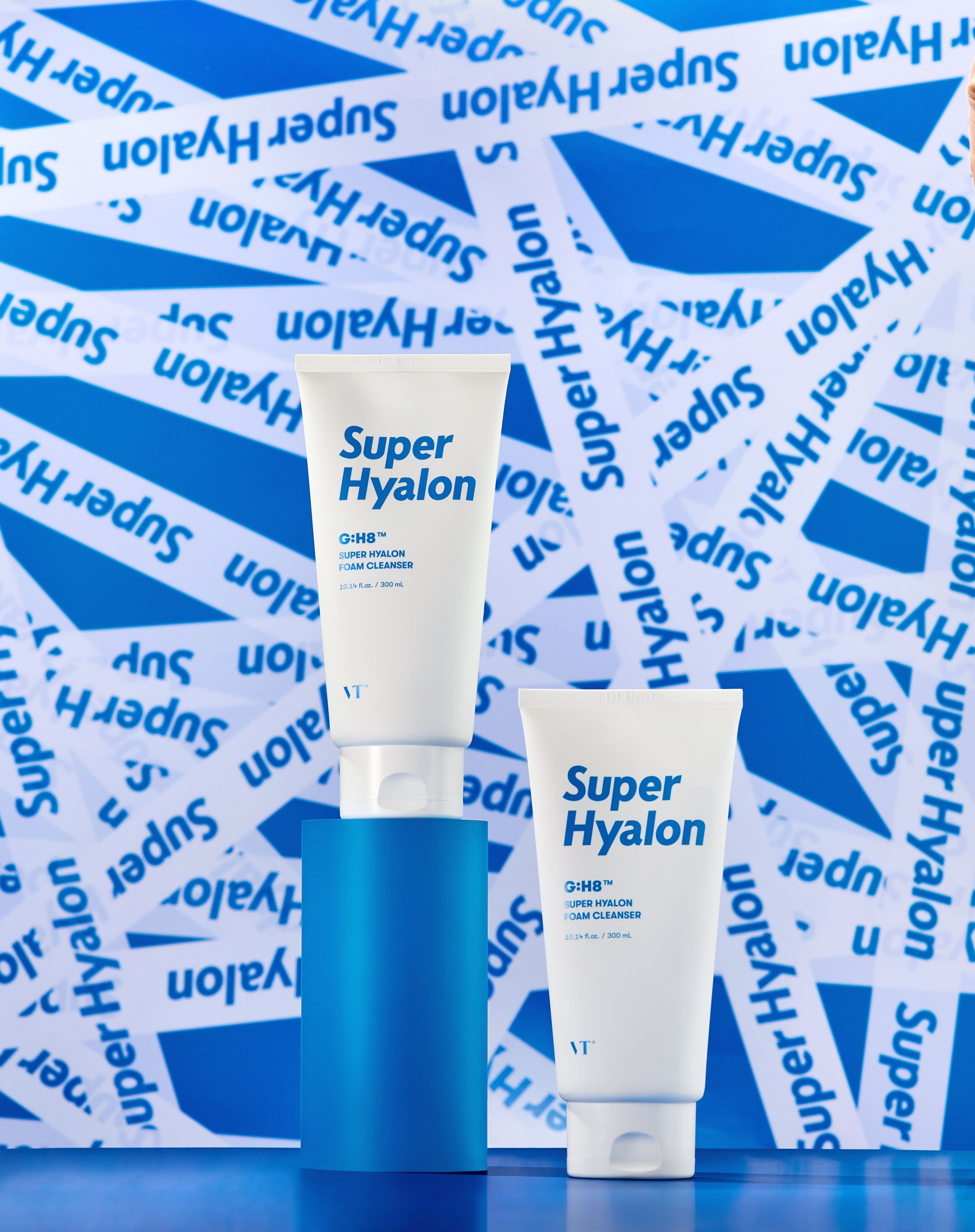 VT super hyalon foam cleanser-compressed